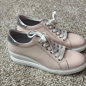 Bonavi women's 92FC16 premium inner and outer leather Sneakers